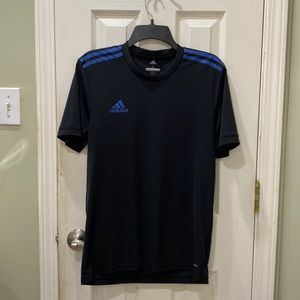 Adidas men’s small t-shirt